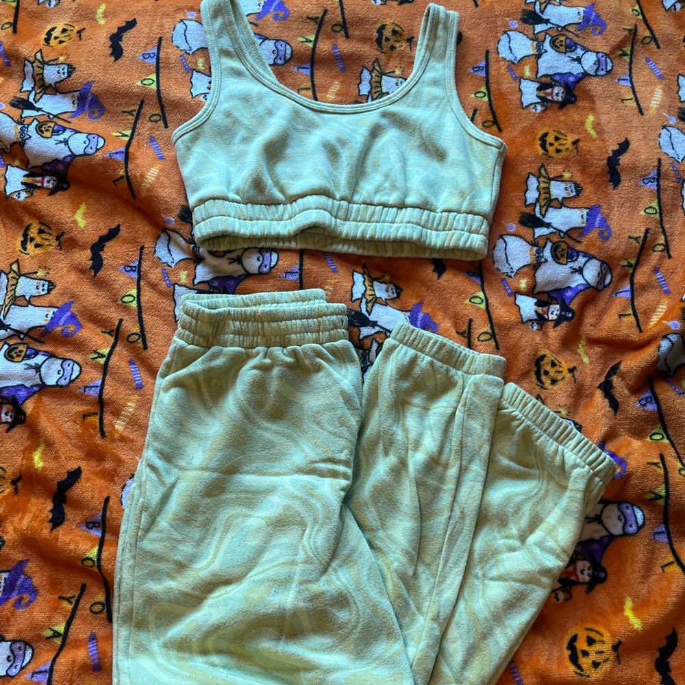 Forever 21 comfy set